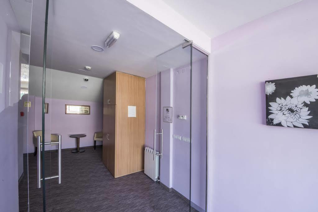 Hotel Prestige Belgrade Exterior photo